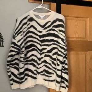 Women’s sweater